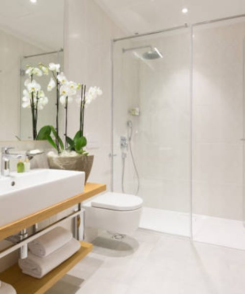 Cleaning of a bathroom
